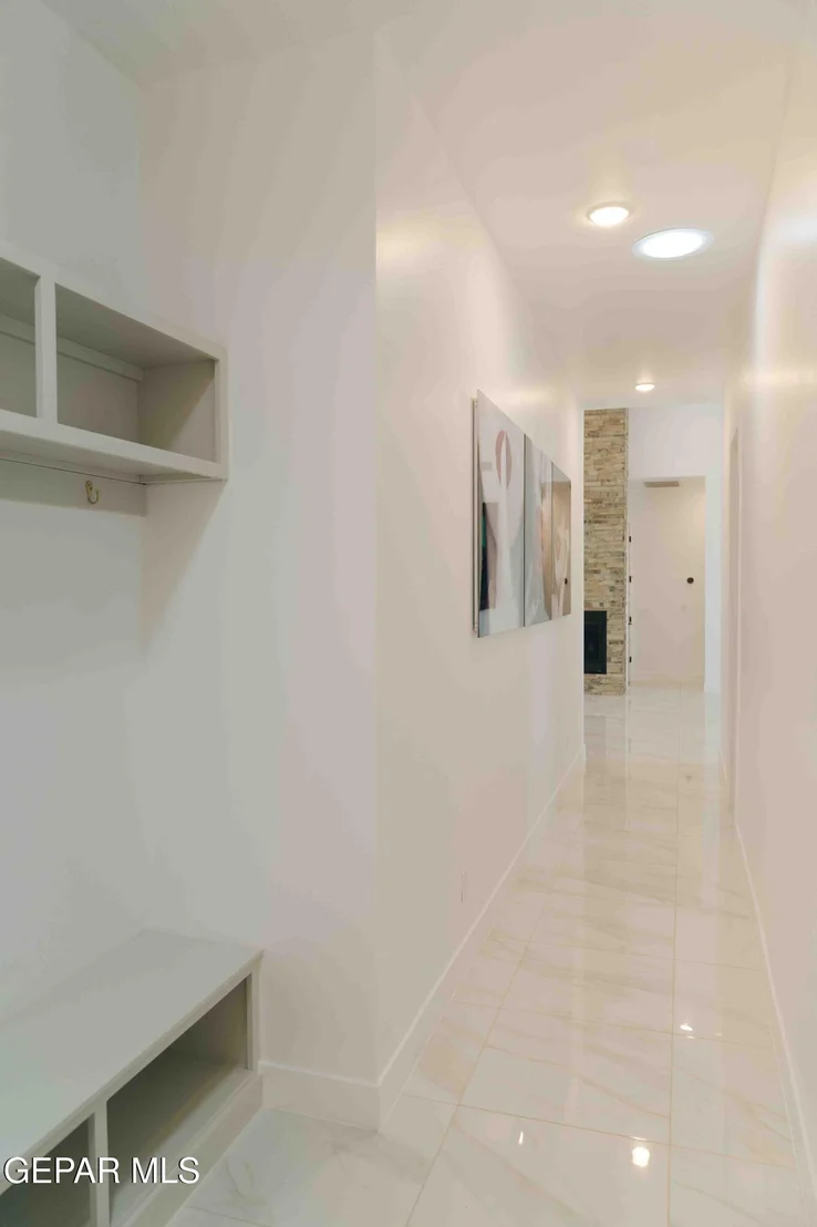 Photo of 653 BIR Circle