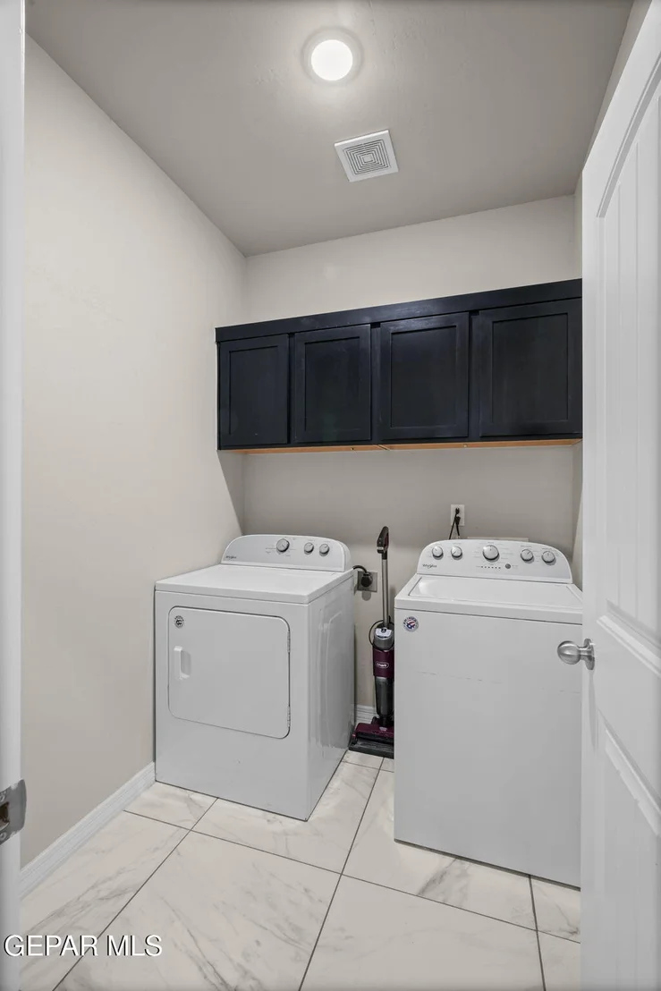Photo of 356 PLATEAU Drive