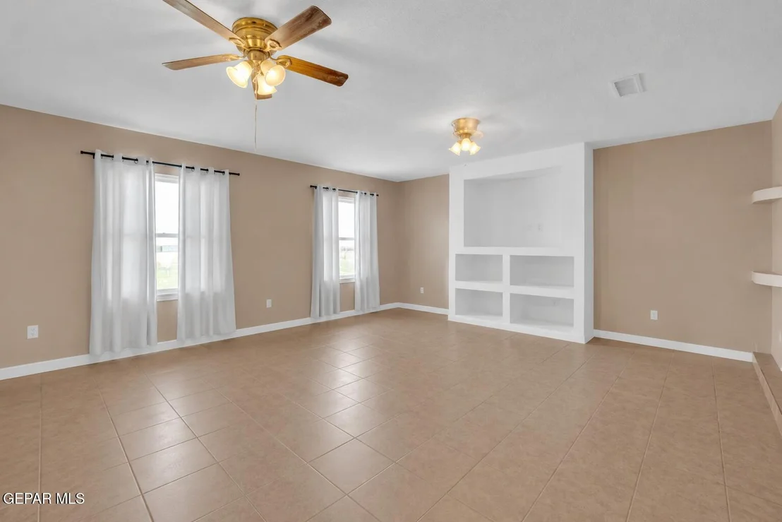 Photo of 11176 SHORELINE Drive