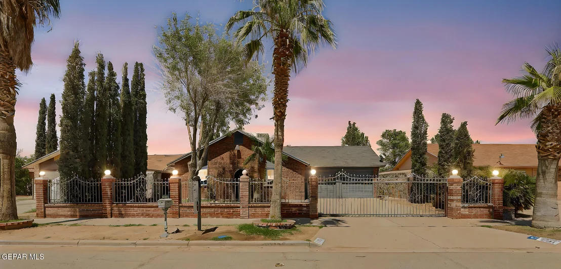 Photo of 9281 NOTTINGHAM Drive