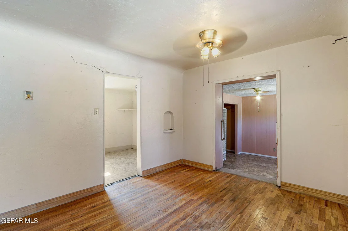 Photo of 8056 Carpenter Drive