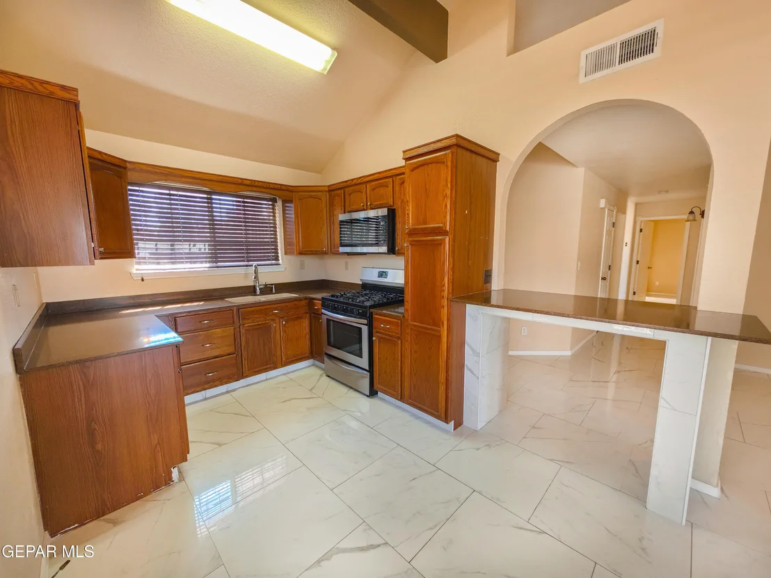 Photo of 12057 AUTUMN GATE Drive