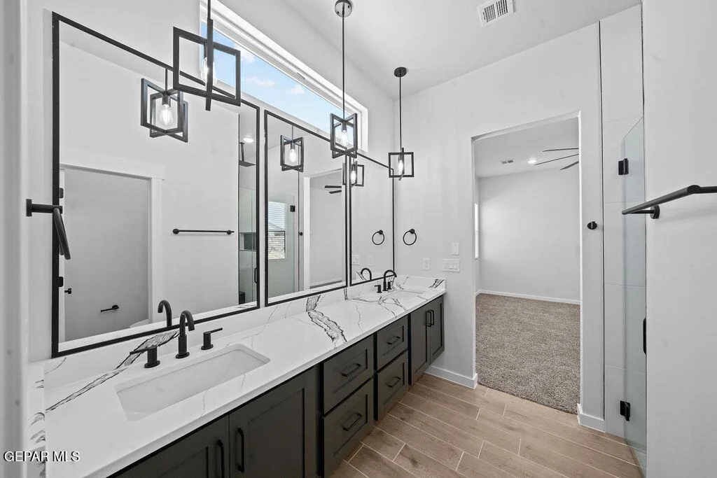 Photo of 1429 DYLAN Place