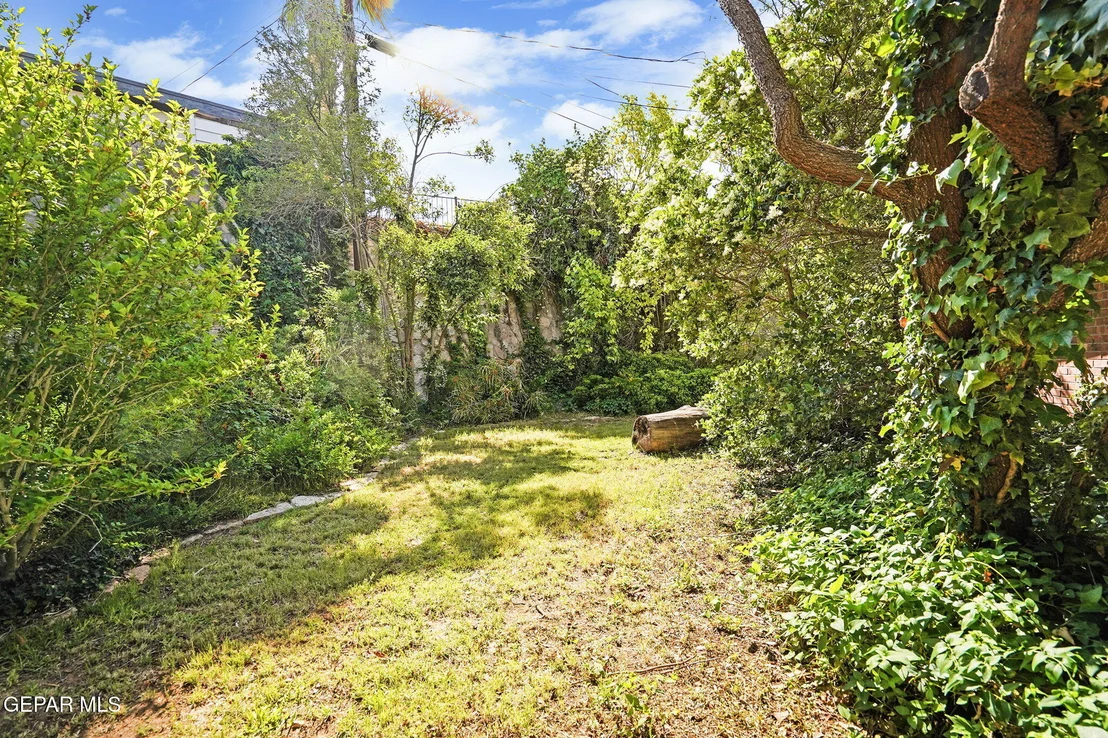 Photo of 416 POCANO Lane