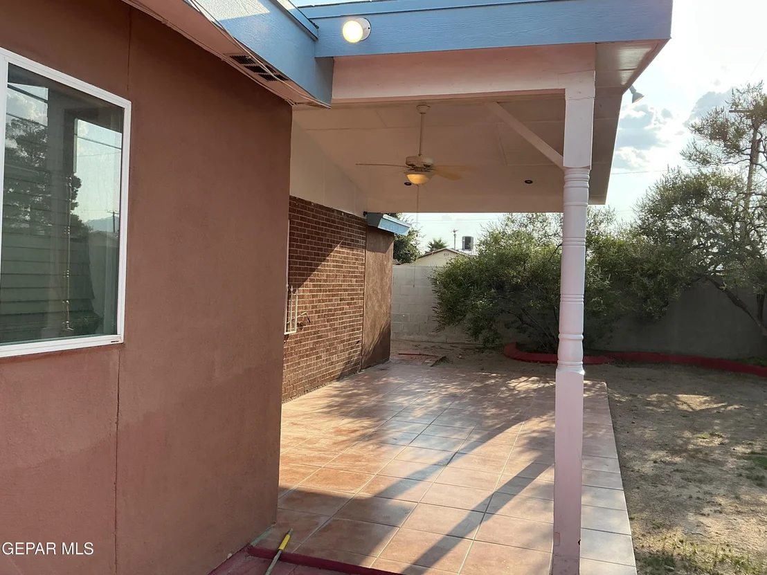 Photo of 6501 AZTEC Road