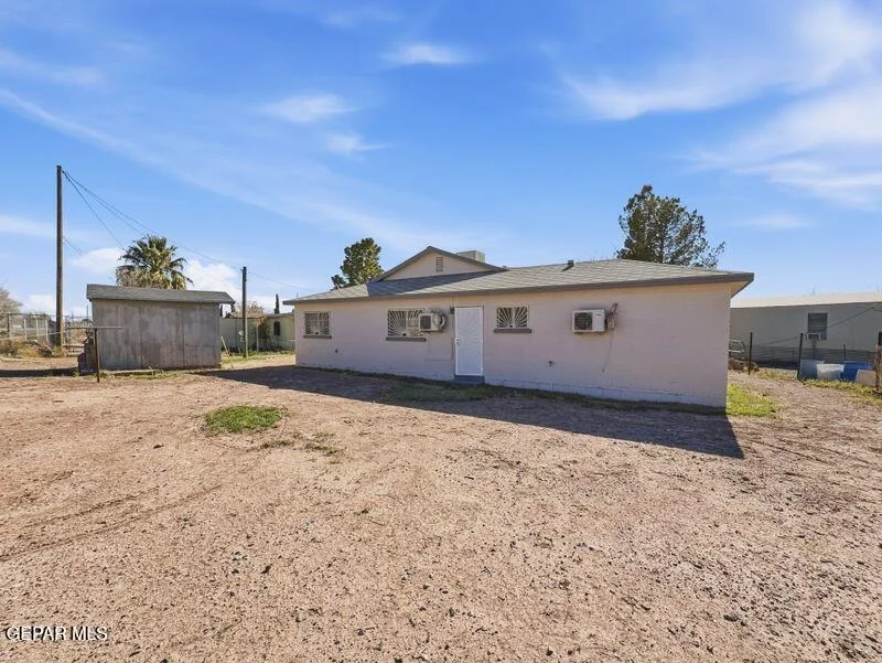 Photo of 445 Suzi Way