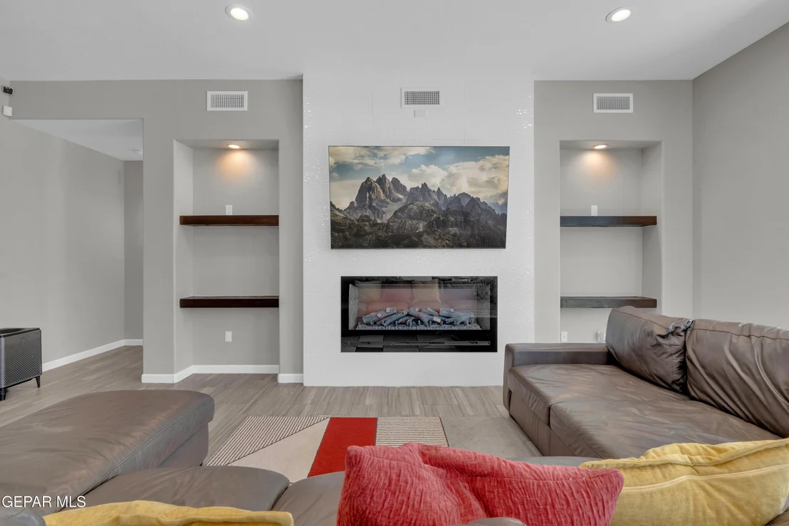 Photo of 1256 DESERT NIGHT Street