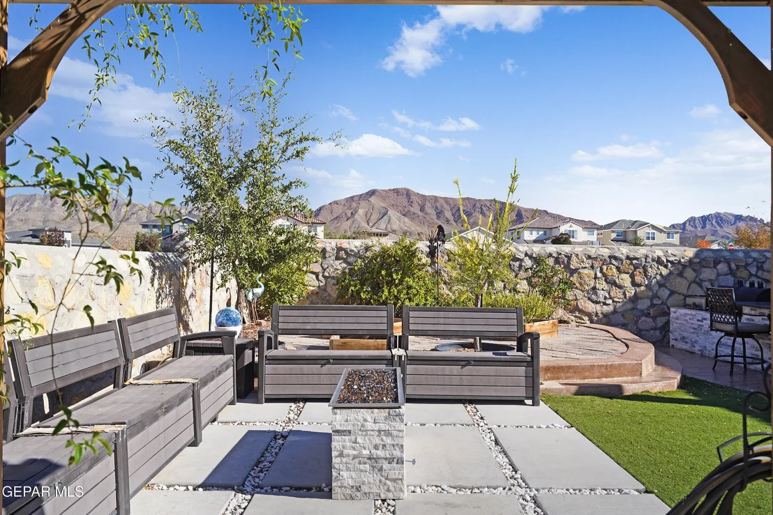 Photo of 7317 GLACIER Drive