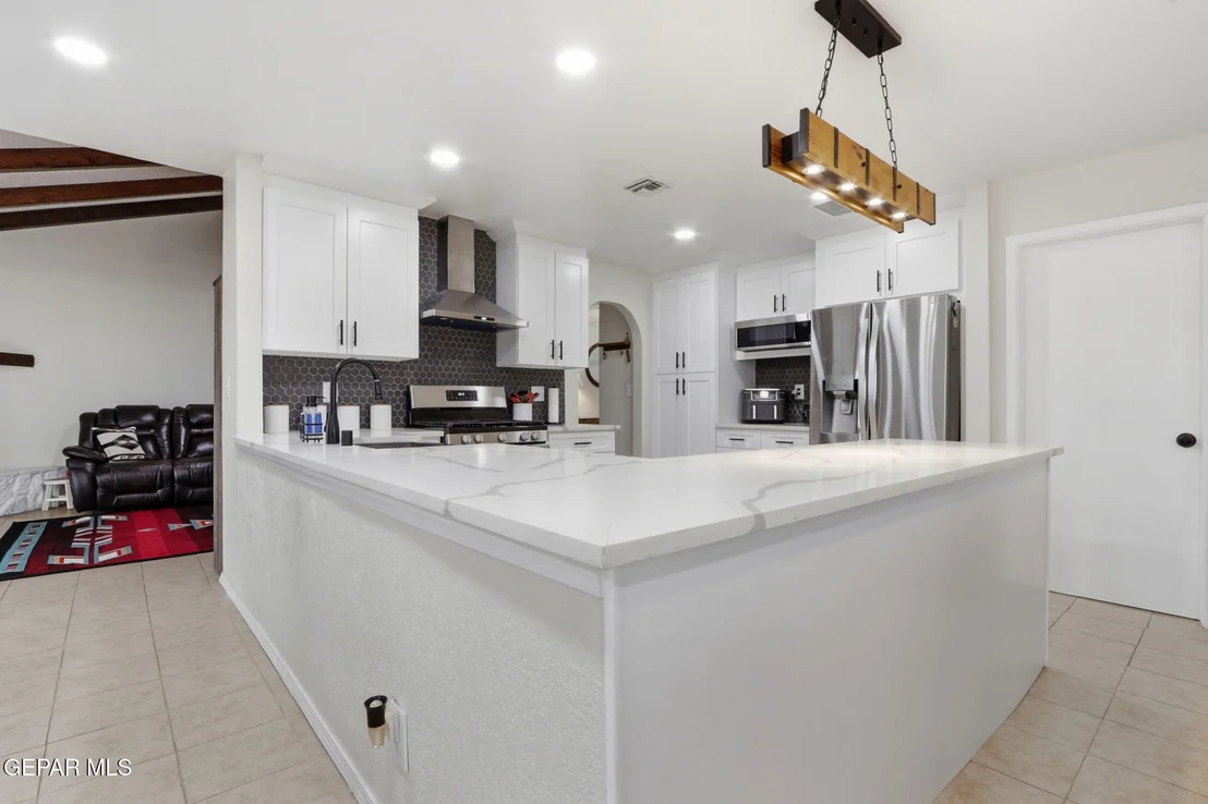 Photo of 6375 DESERT WILLOW Drive