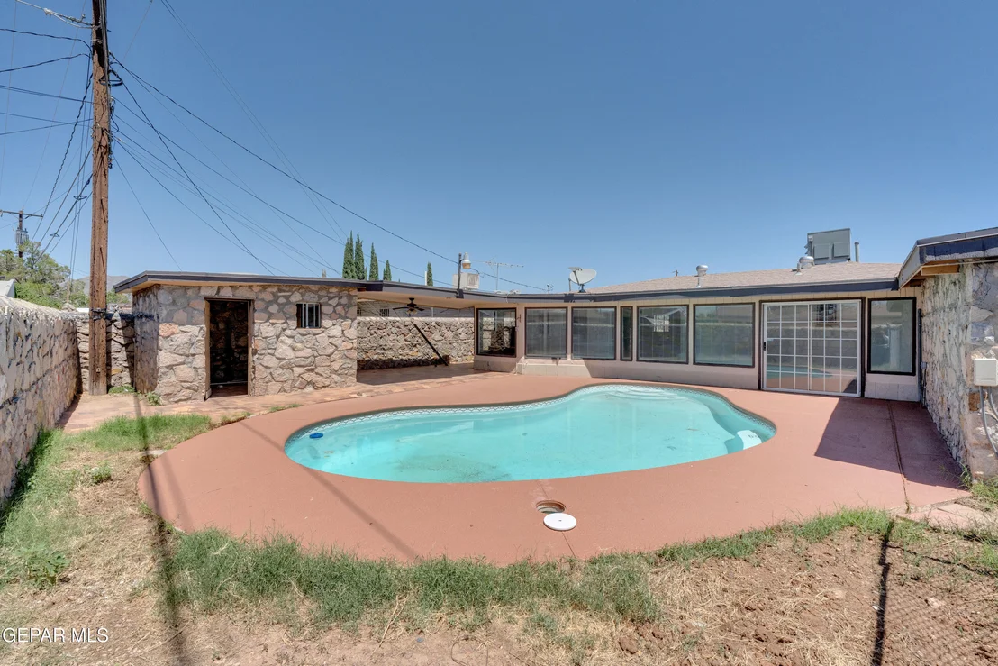 Photo of 5324 CAPISTRANO Drive