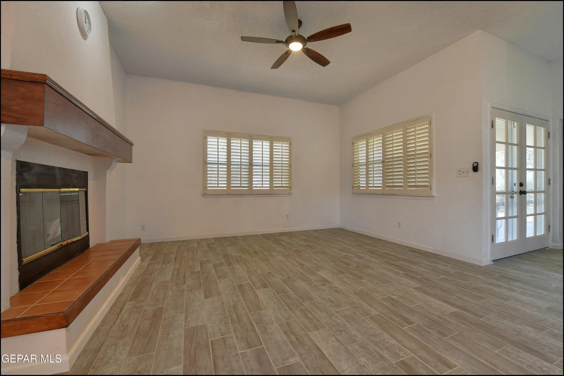 Photo of 829 DULCE TIERRA Drive