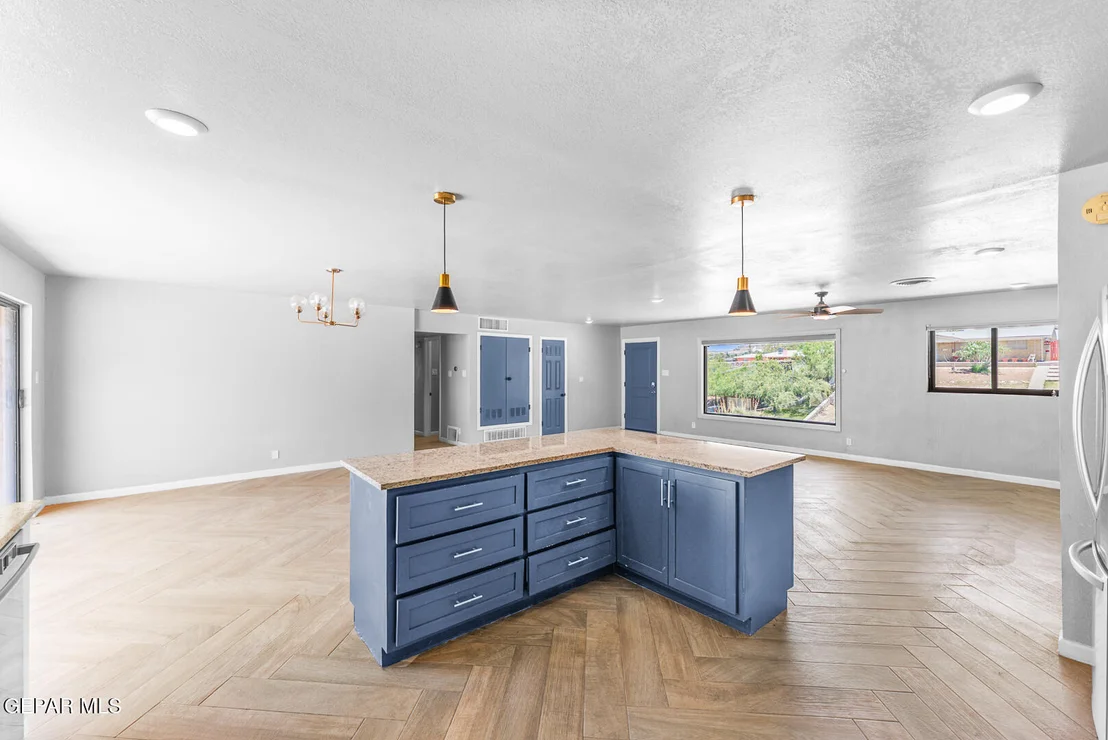 Photo of 814 GALLOWAY Drive