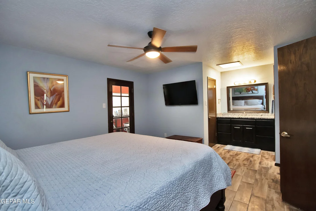 Photo of 516 QUERETARO Drive