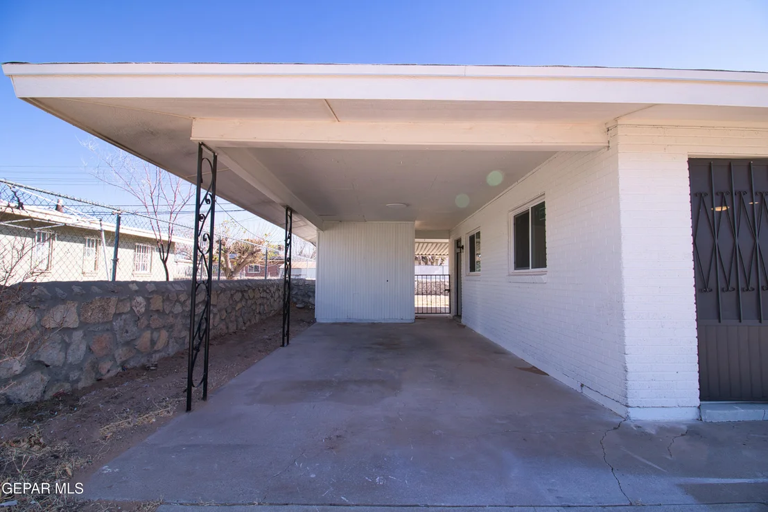 Photo of 9104 Raleigh Dr. Drive