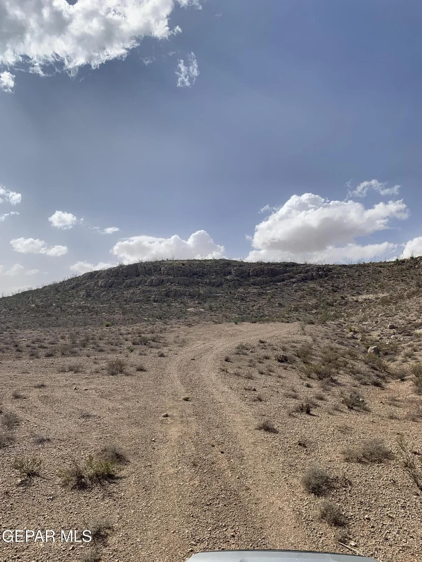 Photo of 17199 Old Butterfield Trail