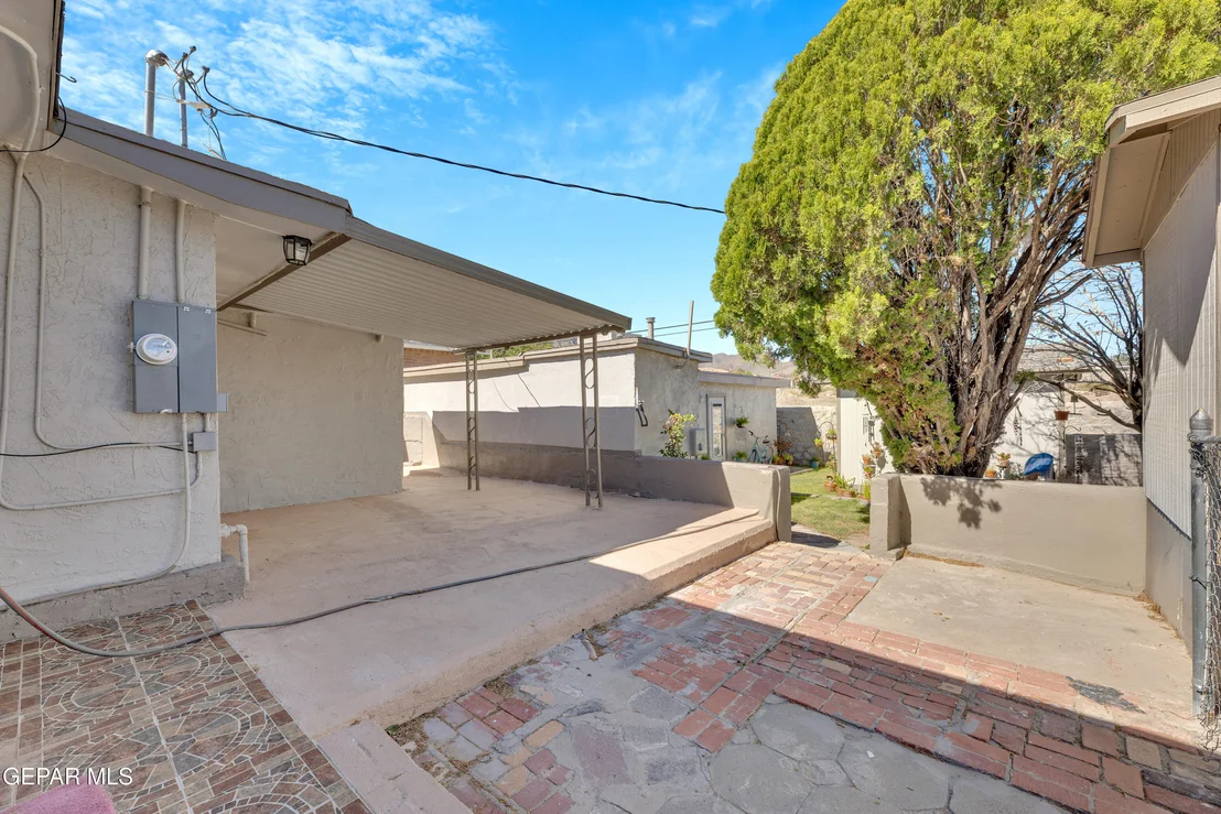 Photo of 3411 LEAVELL Avenue