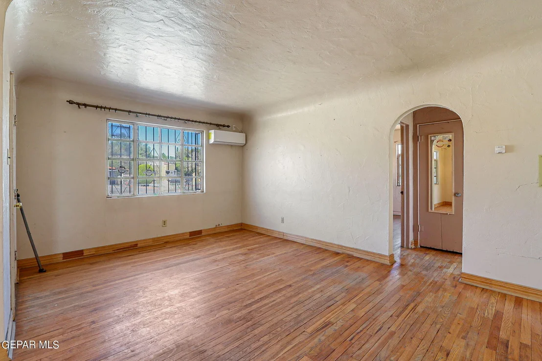 Photo of 8056 Carpenter Drive