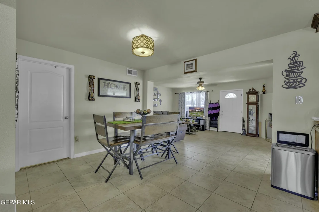Photo of 9601 Selkirk Drive