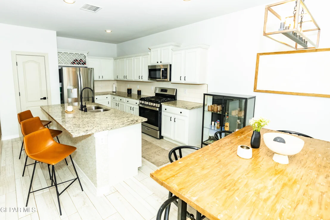 Photo of 12272 DESERT PINE Avenue
