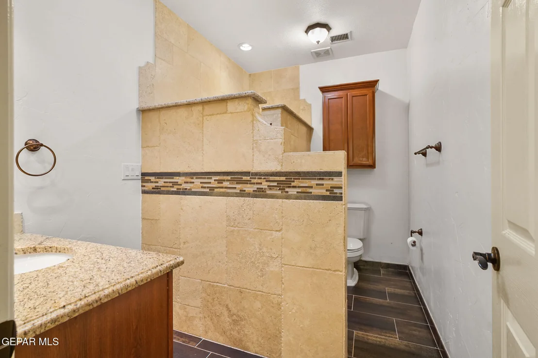 Photo of 651 Simon Court