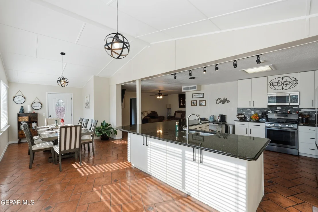 Photo of 216 SMITH Road