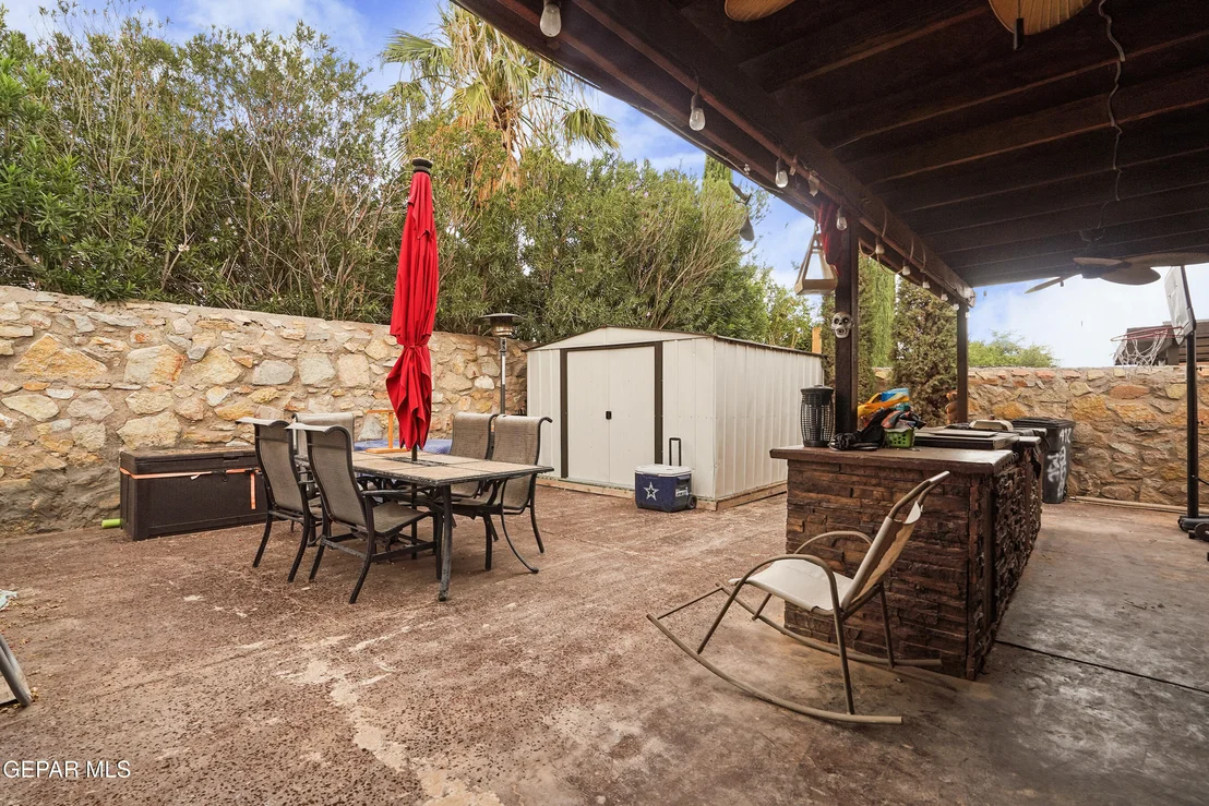 Photo of 492 COLDRIDGE VALLEY Place Place