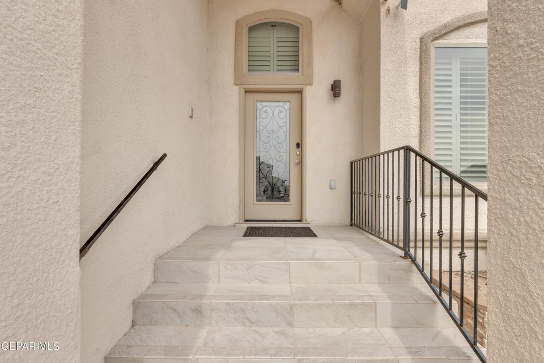 Photo of 6068 RIVET Place