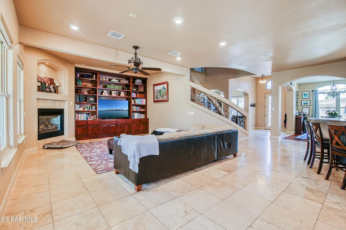 Photo of 6292 FRANKLIN DOVE Avenue