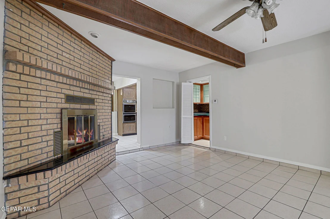 Photo of 1304 Honeysuckle Drive