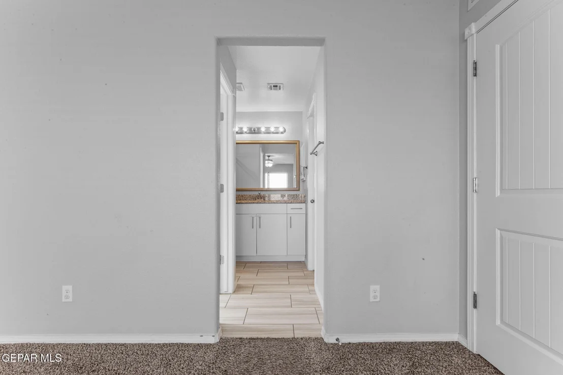 Photo of 938 YELDON Place