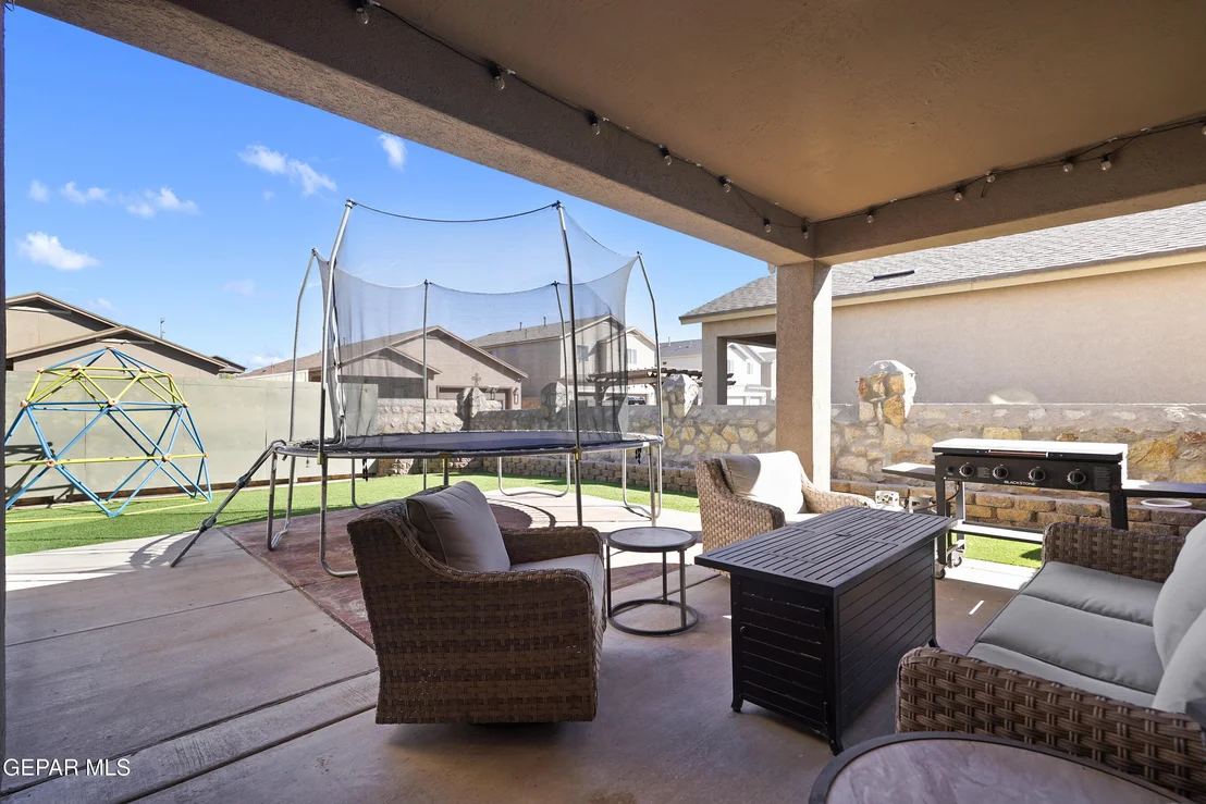 Photo of 2140 THOMAS LACKLAND Street