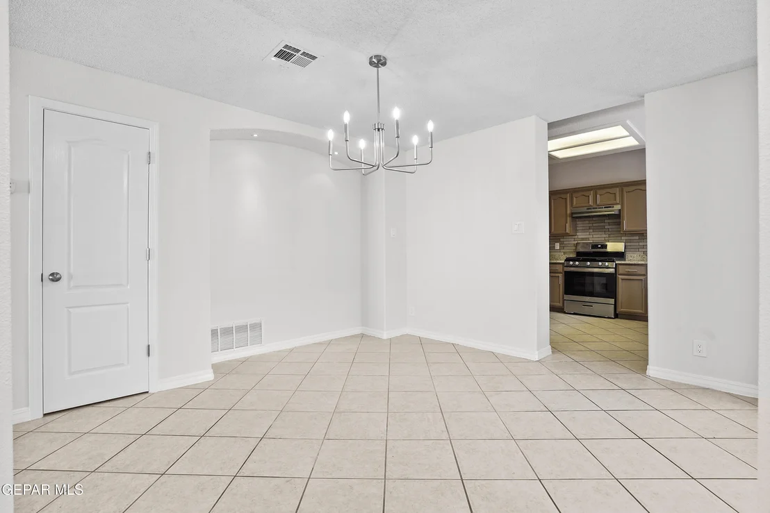 Photo of 1239 VIKKI CARR Lane