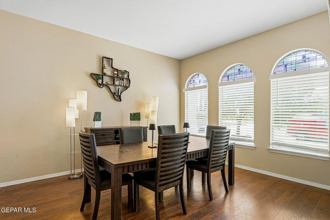 Photo of 3166 Hidden Valley Drive