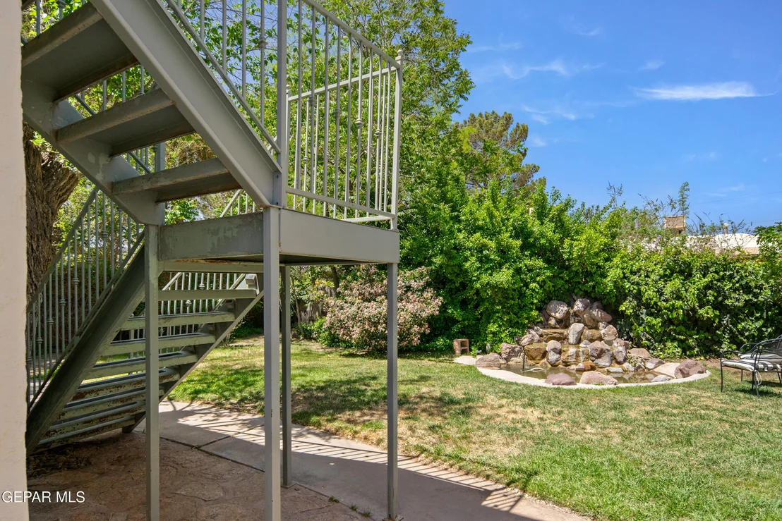 Photo of 209 HERMOSA Lane