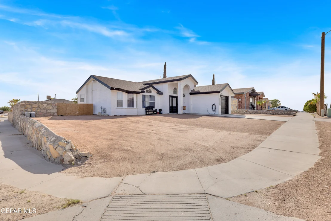 Photo of 13342 MITCHELL Drive