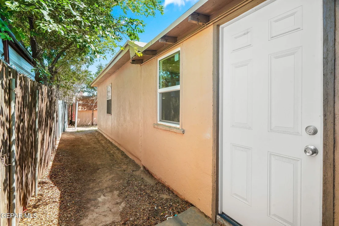 Photo of 7113 Dale Road