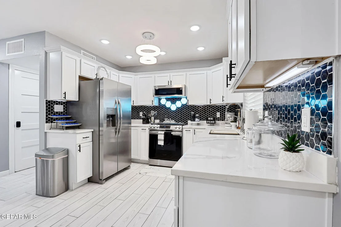 Photo of 7520 Wilcox Drive