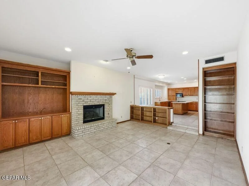 Photo of 1092 THUNDERBIRD Drive