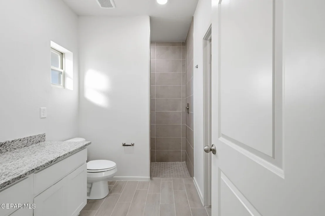 Photo of 13829 Summer Wave Avenue