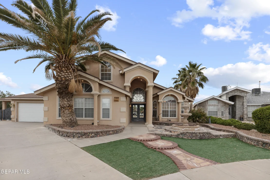 Photo of 1369 LUZ CARPIO Way