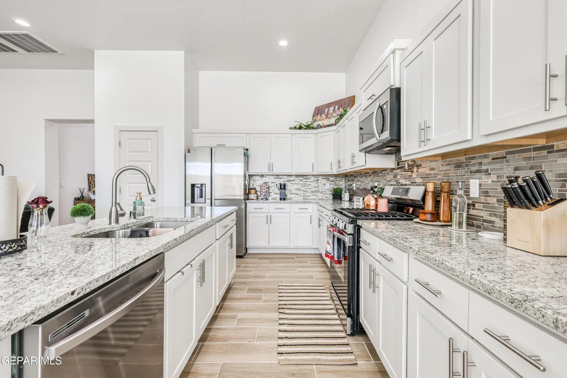Photo of 7409 Enchanted Point Drive
