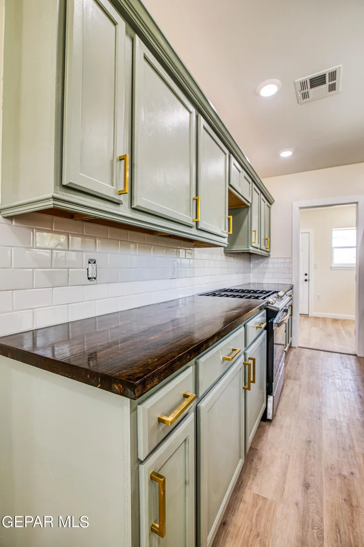 Photo of 3808 Mountain Avenue