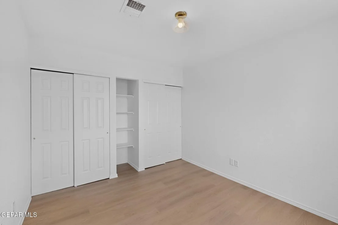 Photo of 12036 KINGS CREST Drive