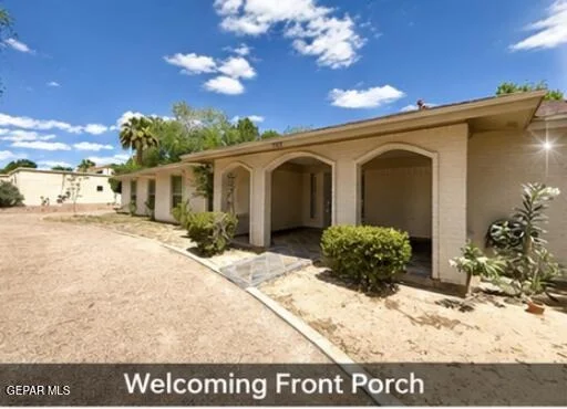 Photo of 707 W SUNSET Road