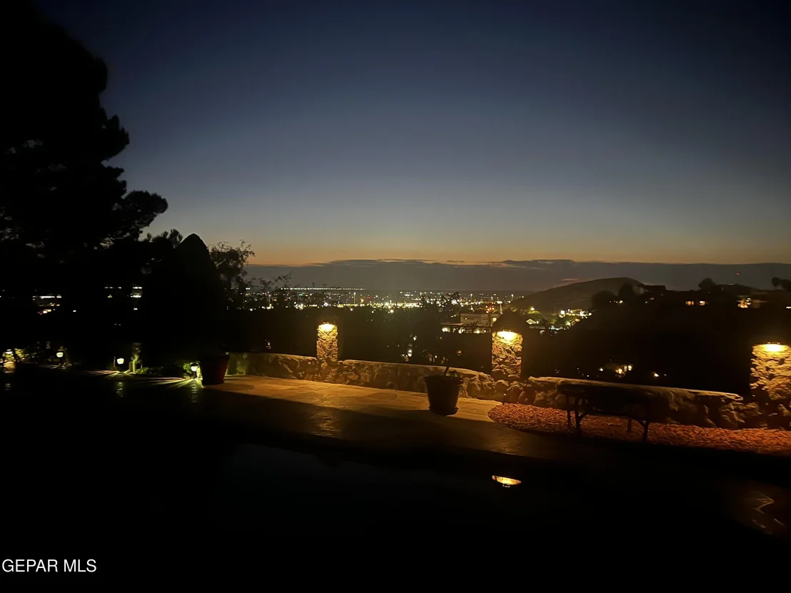 Photo of 7225 Rochester Drive