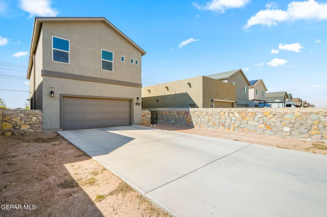Photo of 14947 PEBBLE HILLS Boulevard