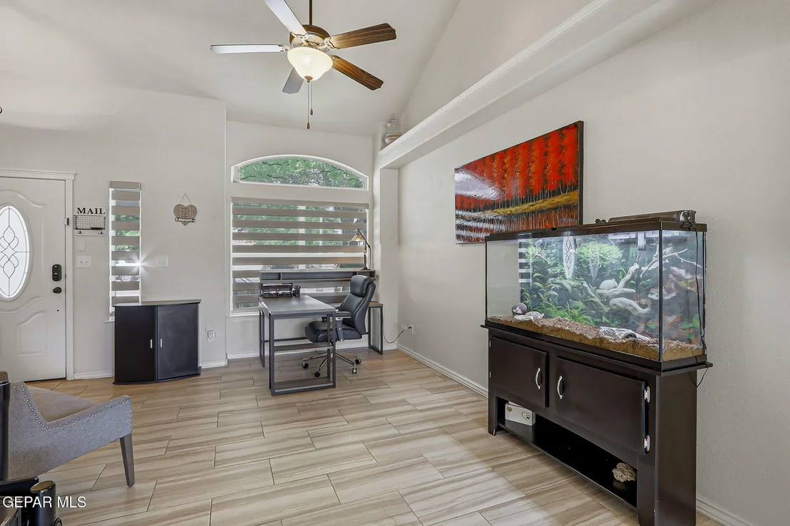 Photo of 600 Valley Plum Avenue
