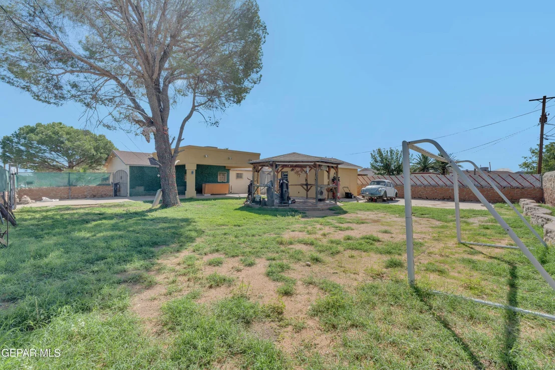 Photo of 10393 Blythe Drive