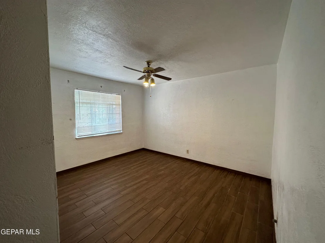 Photo of 5205 FLOWER Drive