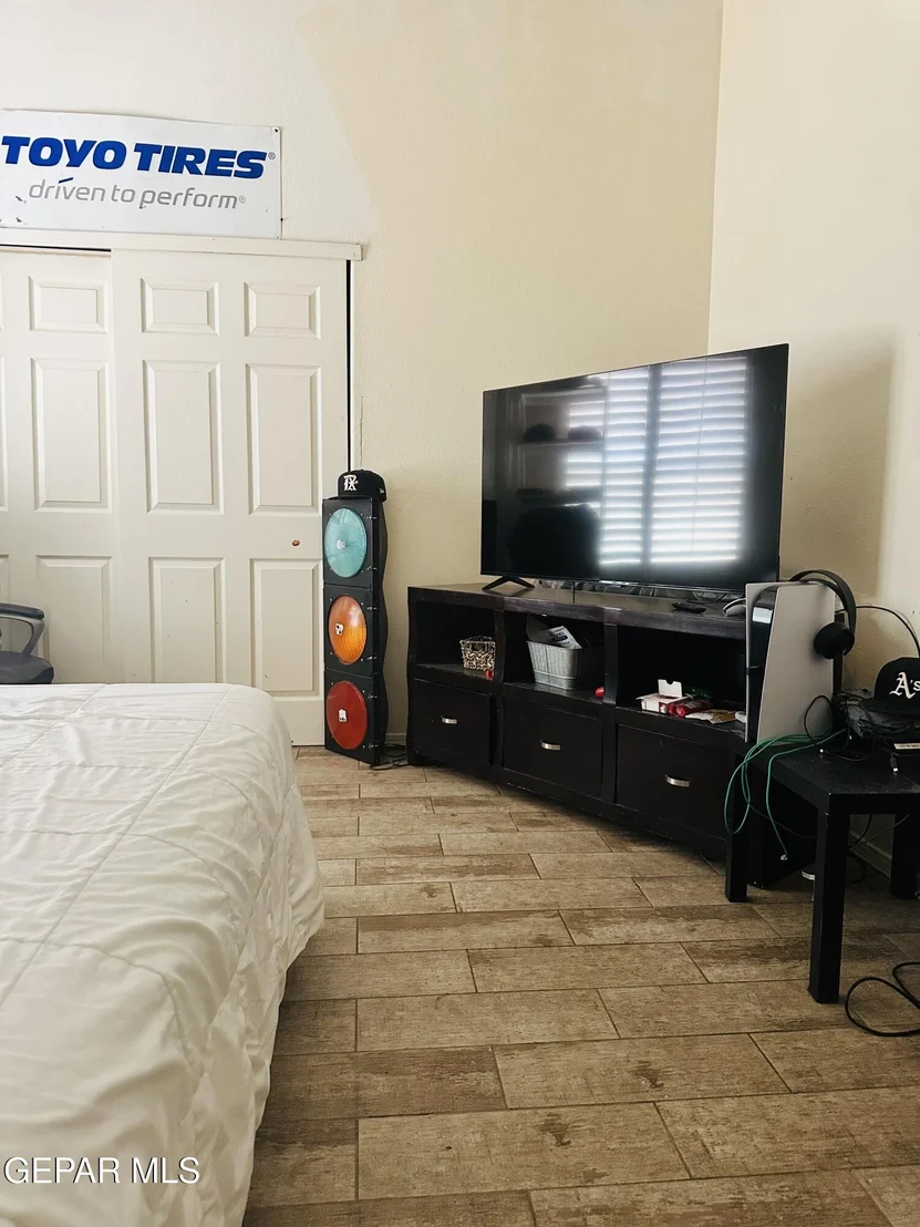 Photo of 12641 SUN HAVEN Drive